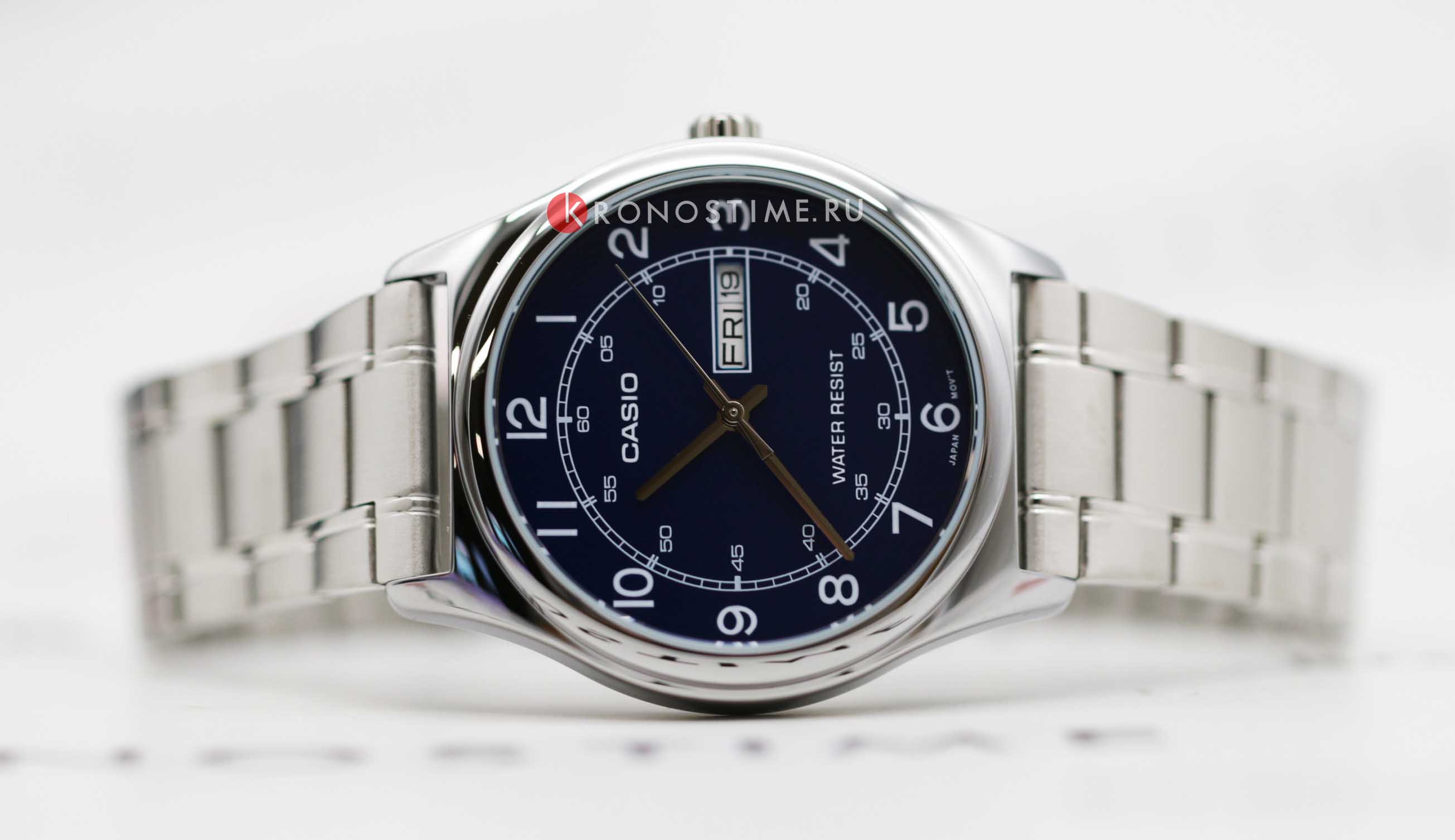 Casio Casio Collection MTP-V006D-2BUDF (MTP-V006D-2B) мужские часы синий циферблат на запястье